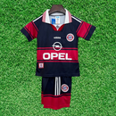 Ensemble Bayern Munich I 97/99 Enfant