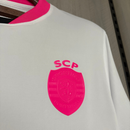 Maillot Sporting CP Outubro Rosa 25/26 Supporter